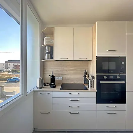 Superbe T3 Renove Avec Balcon Face - Fr-1-646-86 Berck